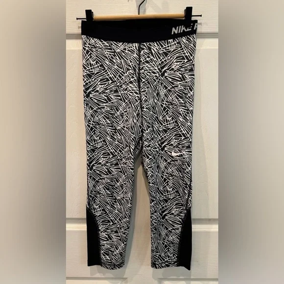 Nike Pro Dri Fit Women’s Leggings Abstract Print Size M - Picture 2 of 13
